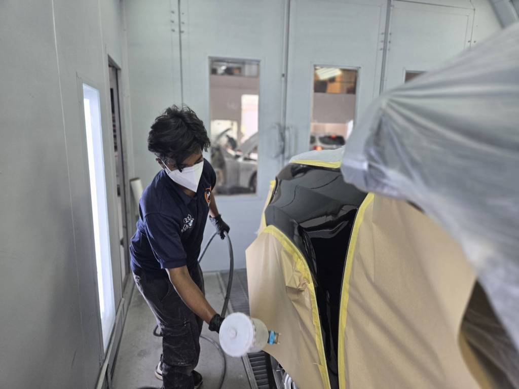 Auto Paint Shop in Dubai